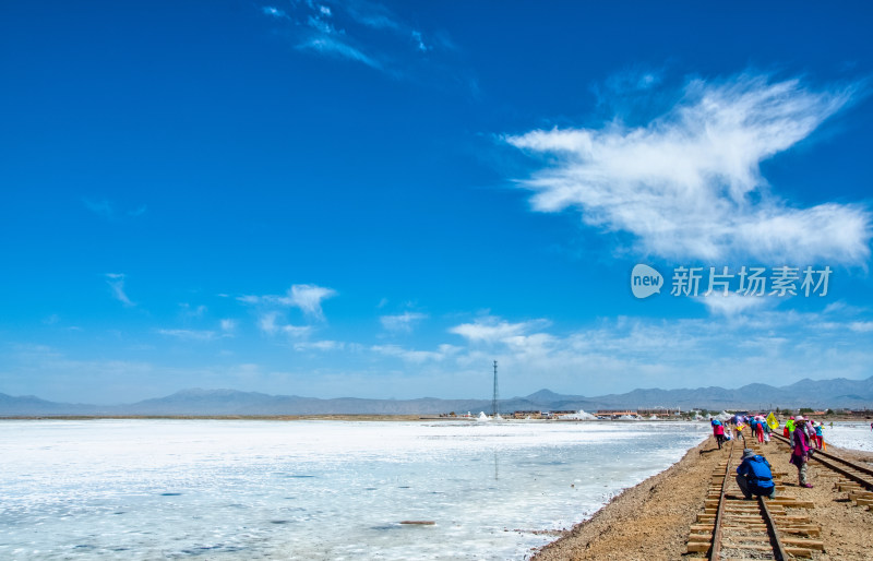 青海海西州茶卡盐湖旅游景区铁路运输轨道