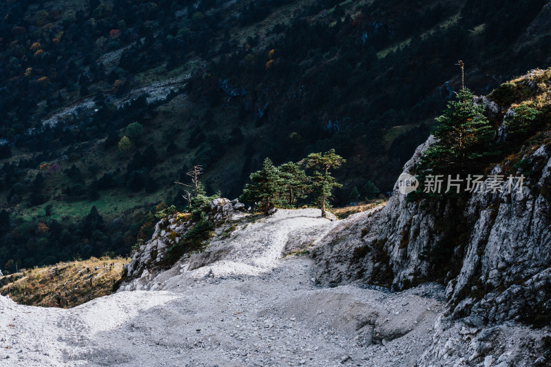 丽江玉龙雪山大峡谷