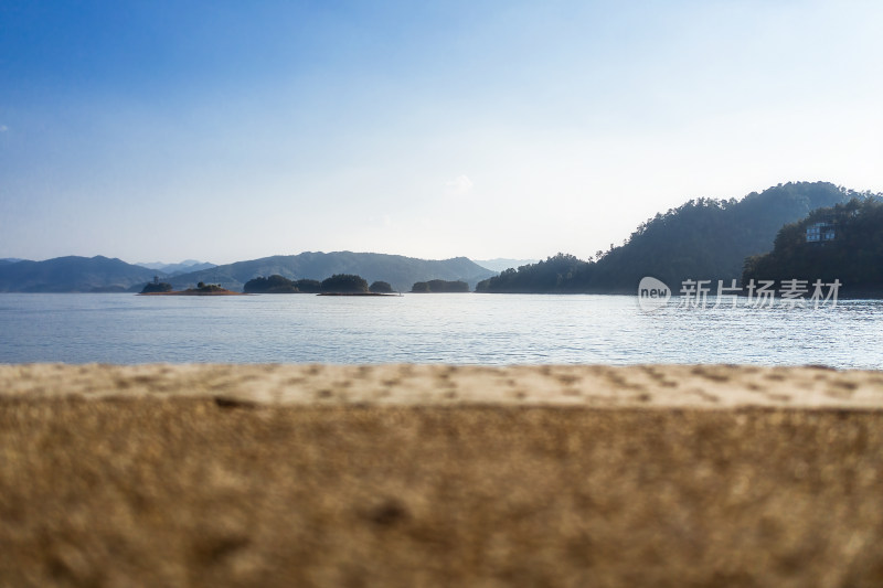 低视角拍摄杭州千岛湖景区