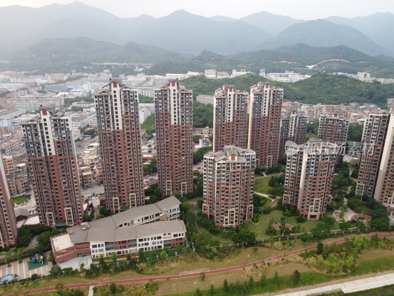 广东东莞：清溪河沿岸住宅小区