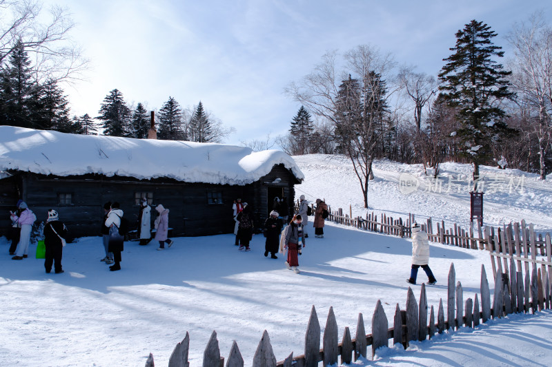 长白山雪岭驯鹿园