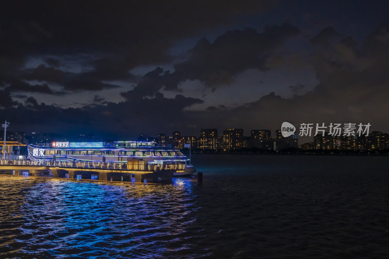 杭州钱塘江夜游(滨江码头)夜景