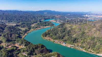 祖国大好河山青山绿水航拍图