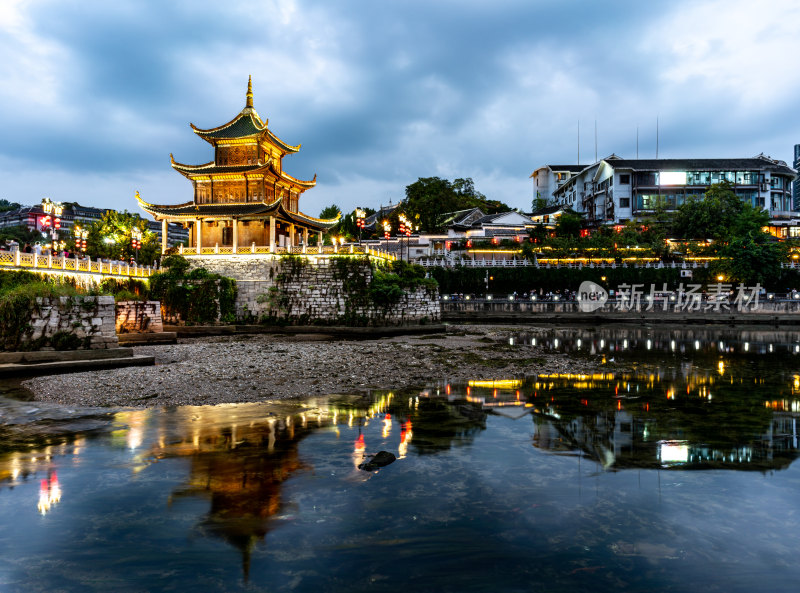 贵州贵阳文昌阁甲秀楼南明河城市建筑夜景