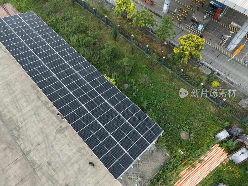太阳能板及线缆堆放场地俯瞰