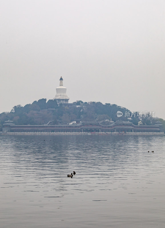 北京北海公园白塔建筑景观