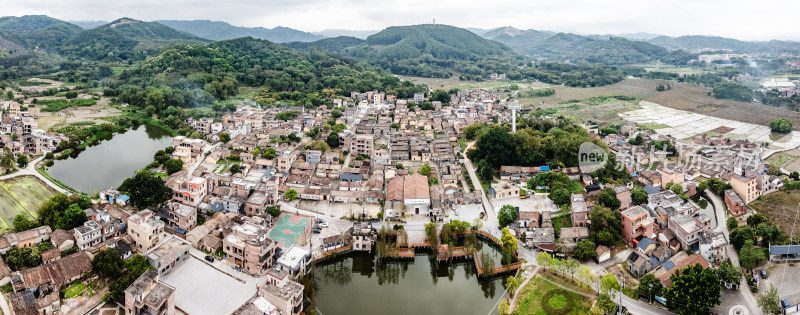 中国广东省清远市佛冈县龙山镇上岳古村