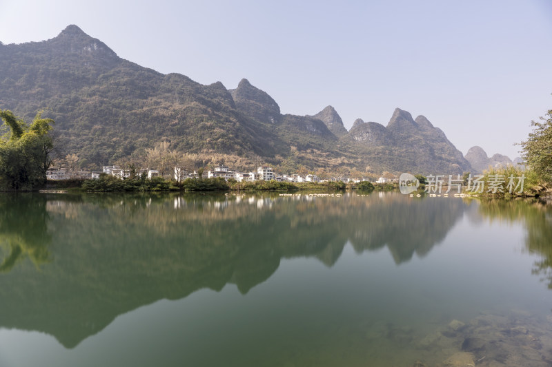 冬季阳朔遇龙河山水风光