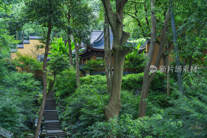 杭州飞来峰永福寺古建筑风光