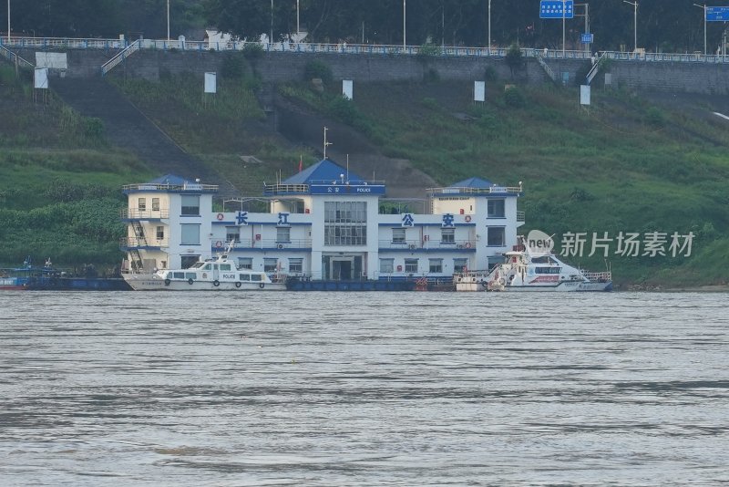 长江公安水上建筑及船只