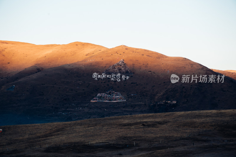 川西高原雪山