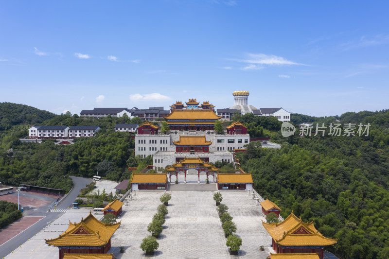 绍兴会稽山兜率天宫与龙华寺建筑风光