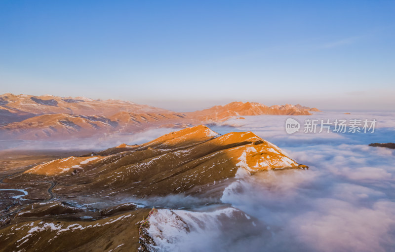 青海拉脊山云海日出