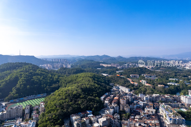 广东惠州城市大景天际线航拍摄影图