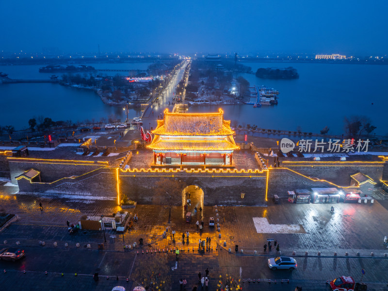 河南商丘古城雪景夜景航拍