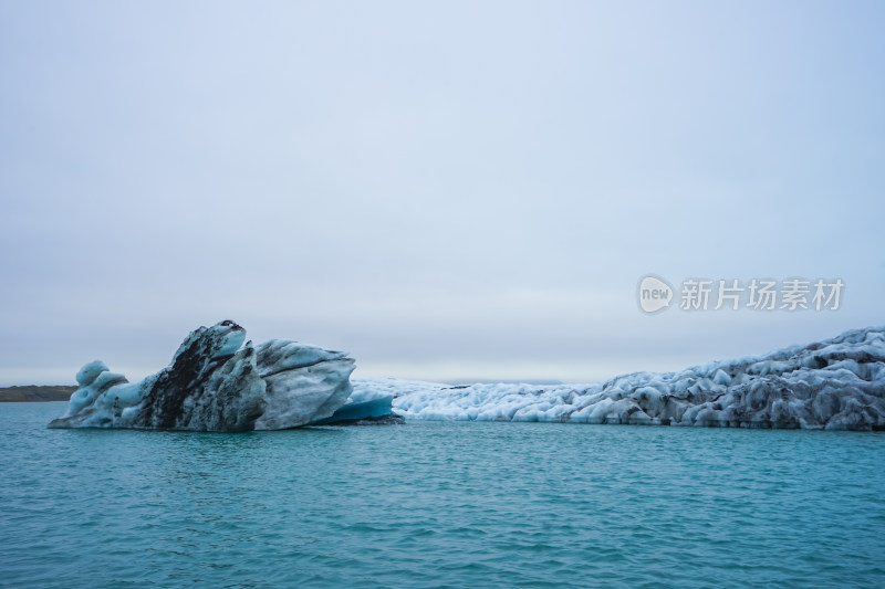 冰岛，杰古沙龙冰河湖，潟湖