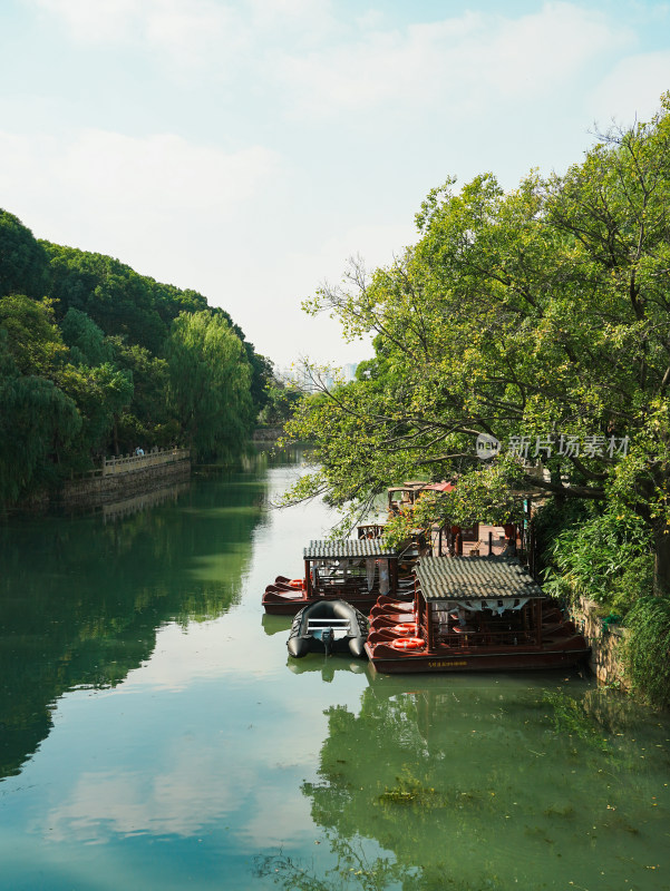 虎丘沿河风光