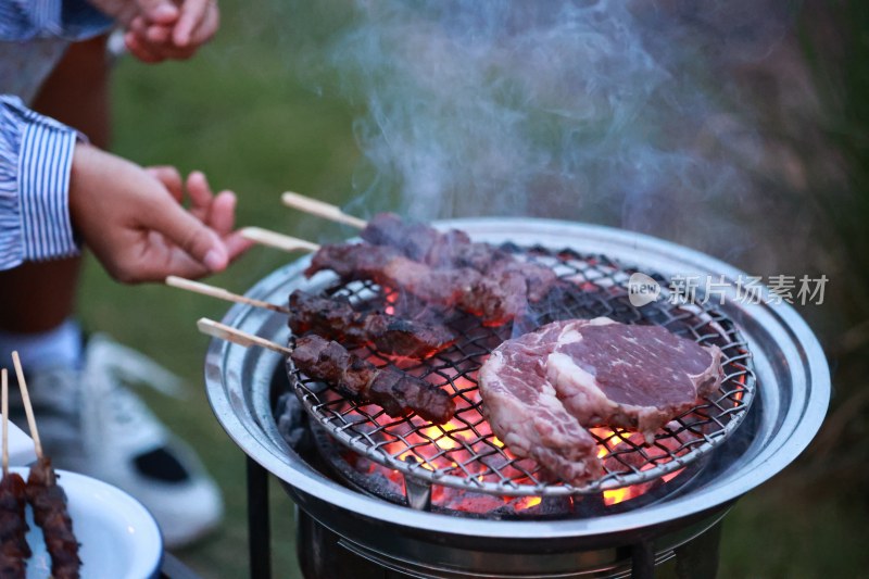 户外烤肉特写