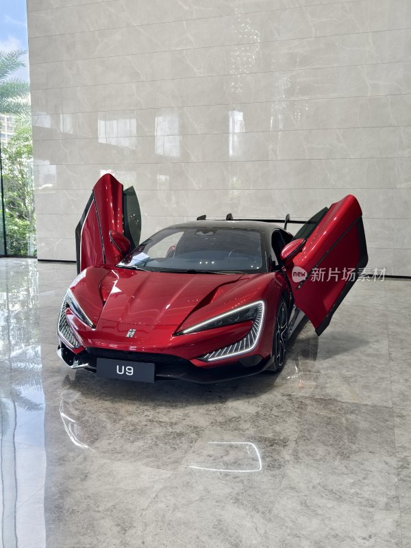实拍仰望U9：国产超跑的魅力呈现