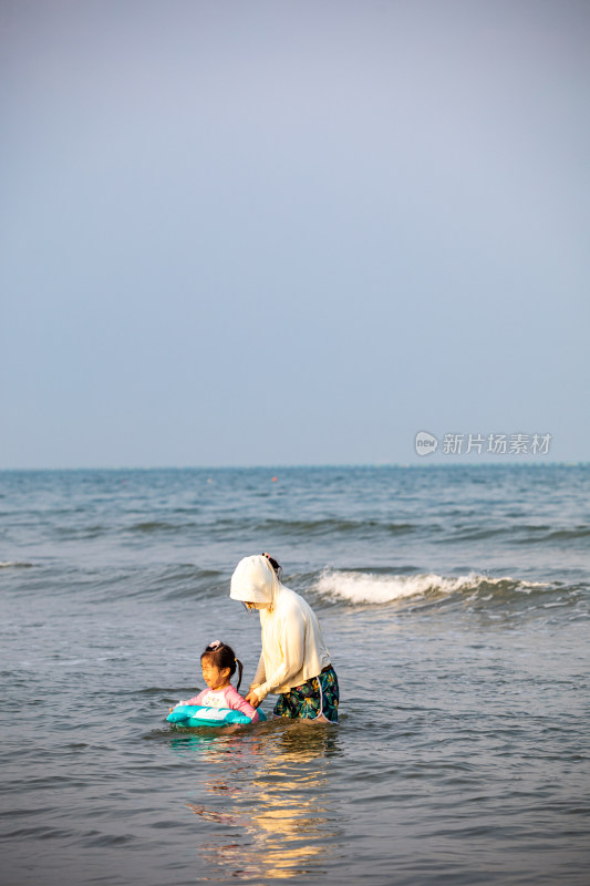 山东日照金沙滩海滨海岸海滩景观