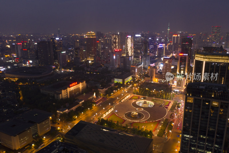 航拍成都市中心地标天府广场夜景风光