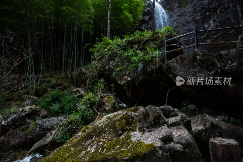 浙江云和沙铺村飞瀑原始秘境