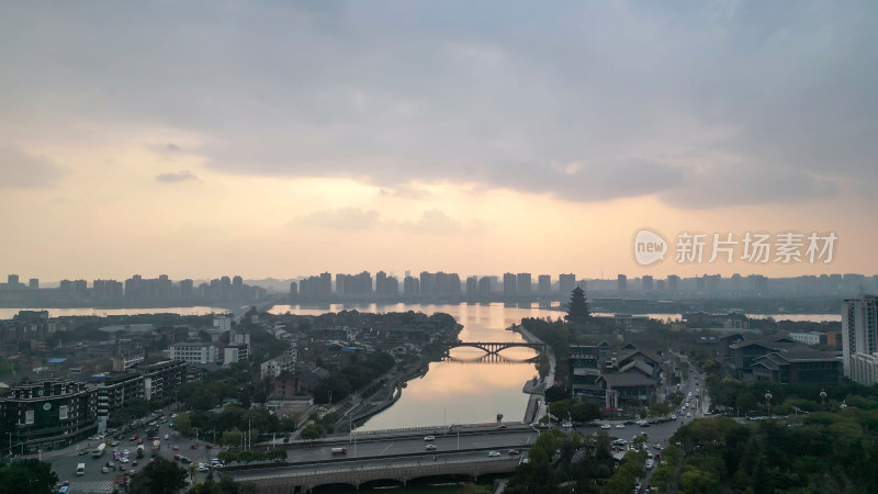 航拍四川遂宁临仙阁景区