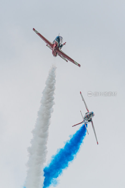 空中编队表演