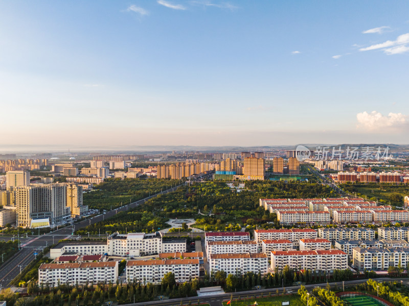 城市早晨日出航拍大气鸟瞰全景图效果图