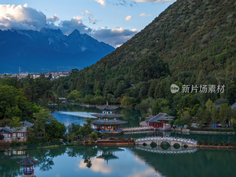 云南丽江古城傈僳族黑龙潭公园高空航拍