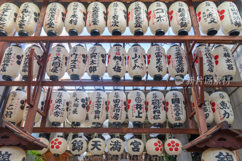 京都 锦市场锦天满宫神社的灯笼