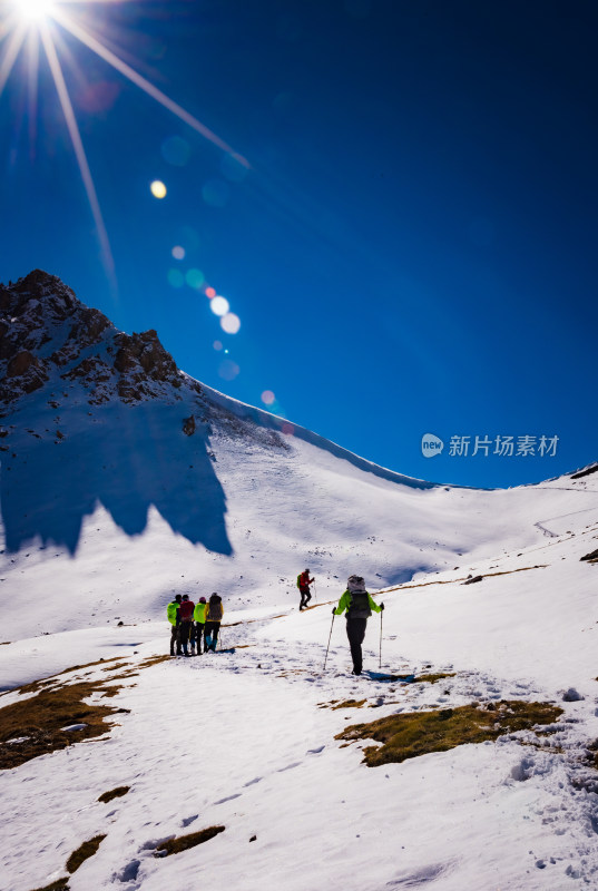 新疆天山户外徒步旅行