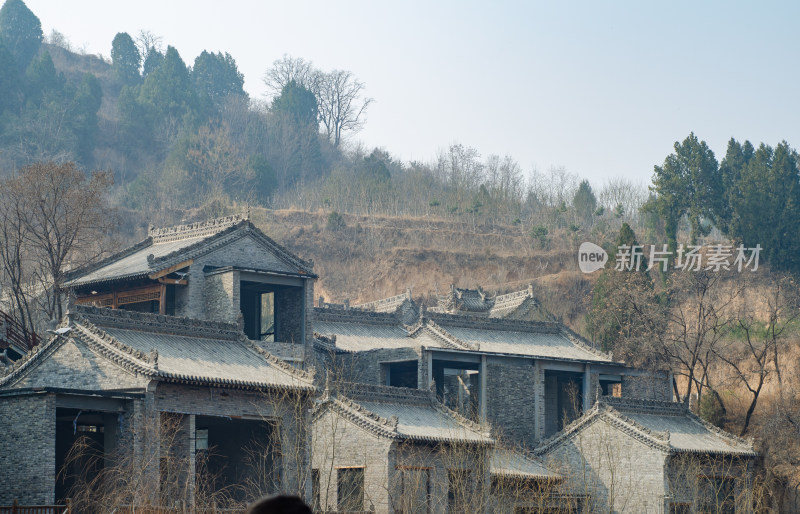 渭南桃花源景区荒废的古建筑