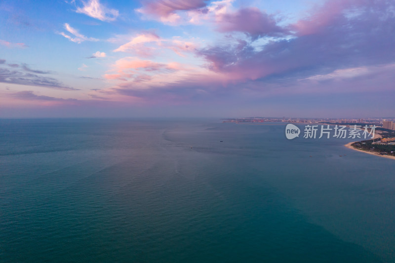 海边夕阳晚霞日落山东蓬莱航拍摄影图