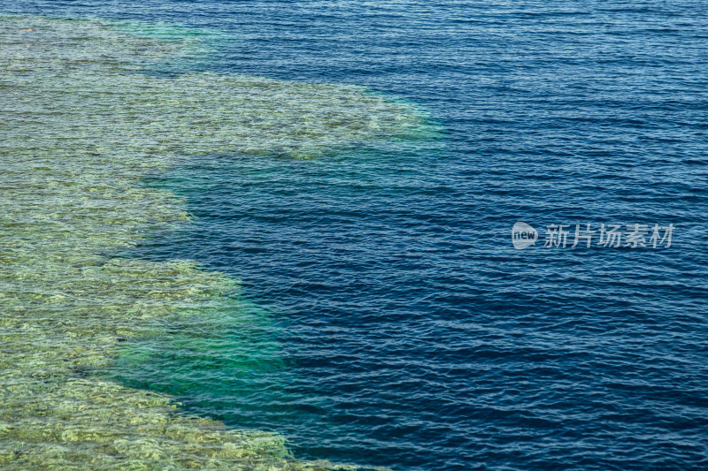 潜水圣地红海蓝洞