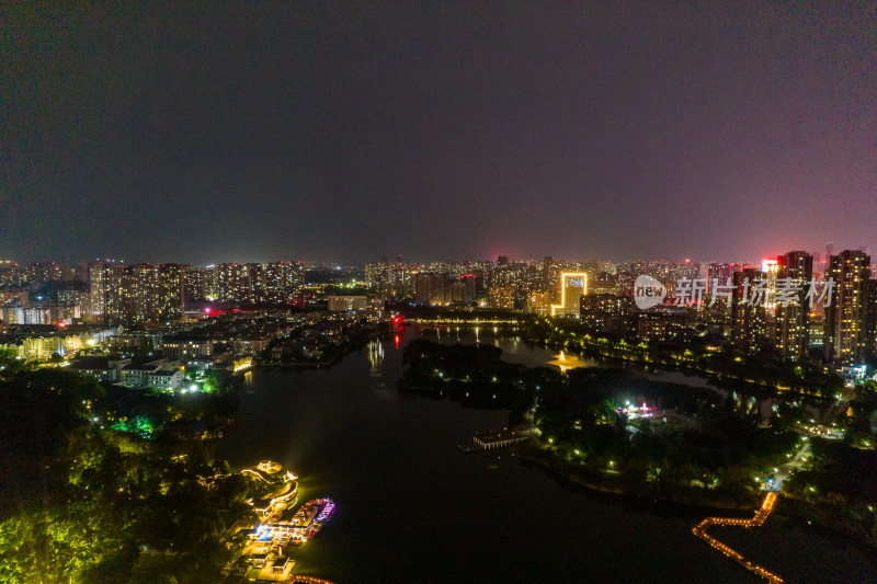 安徽蚌埠新城区城市夜景航拍图