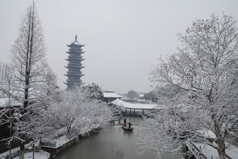 江南水乡古镇雪景