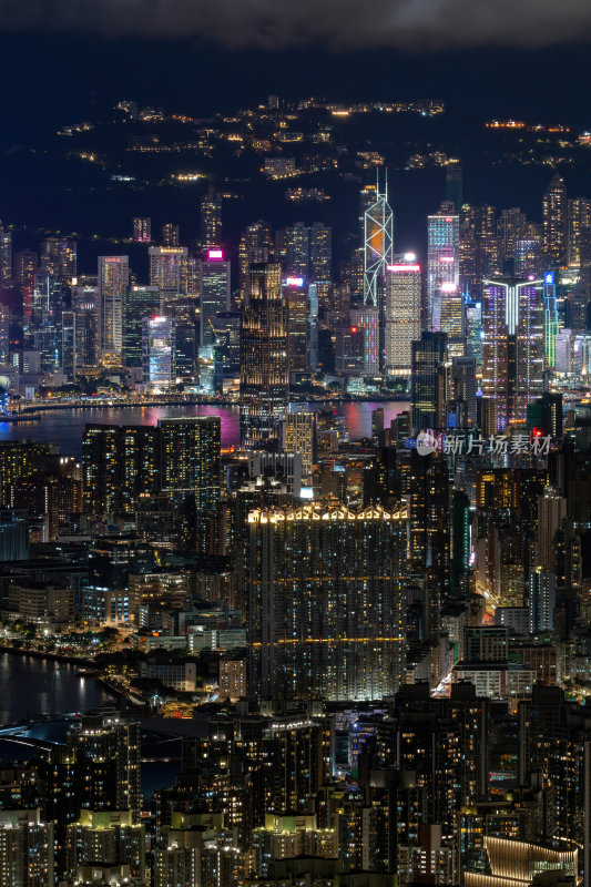 香港维多利亚港CBD中环日落夜景繁华都市