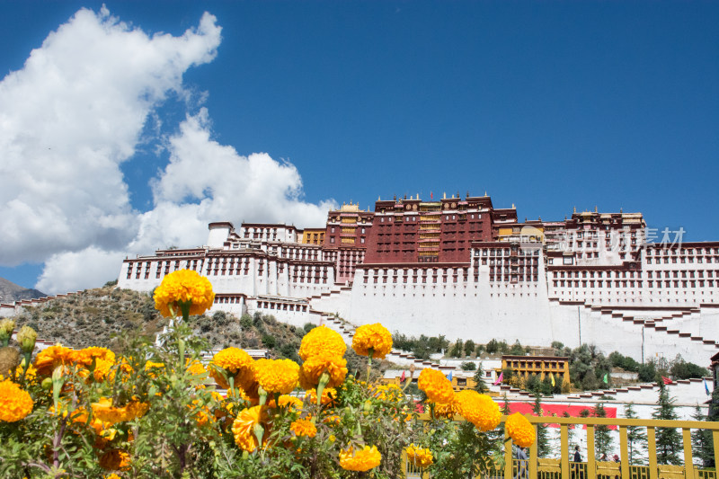 西藏拉萨布达拉宫建筑风光