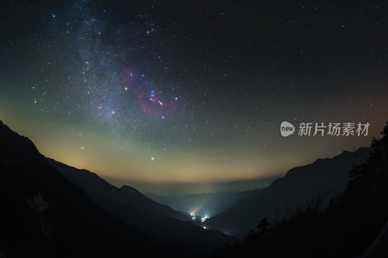 杭州临安太子尖华浪线山谷银河冬季星空
