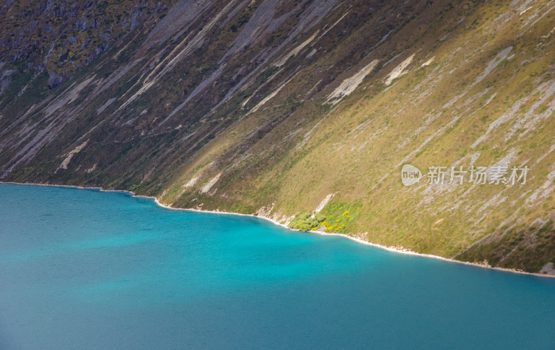 西藏山南白玛林措山水自然风景