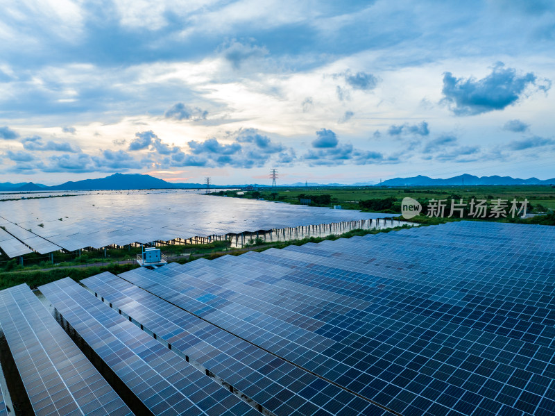 广东江门太阳能鱼塘光伏发电清洁能源碳中和