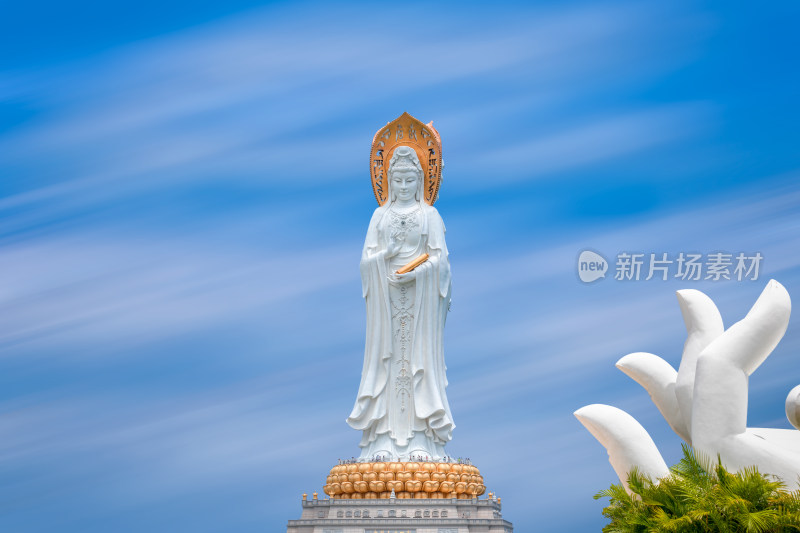 海南三亚南山寺海上观音风景