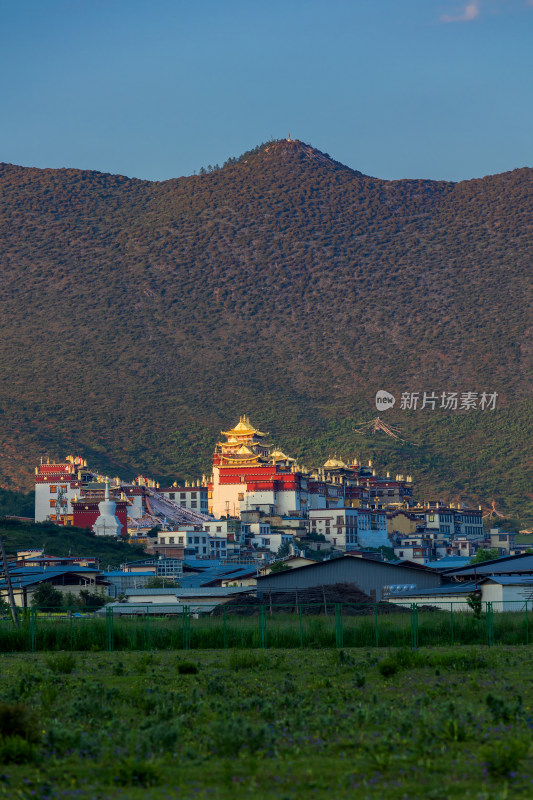 云南香格里拉松赞林寺