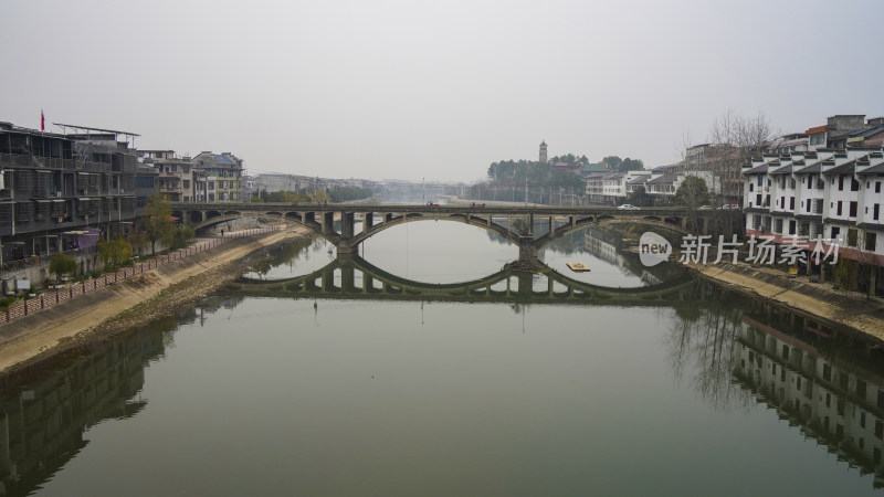 邵阳市洞口县高沙镇蓼水河两岸早晨风光