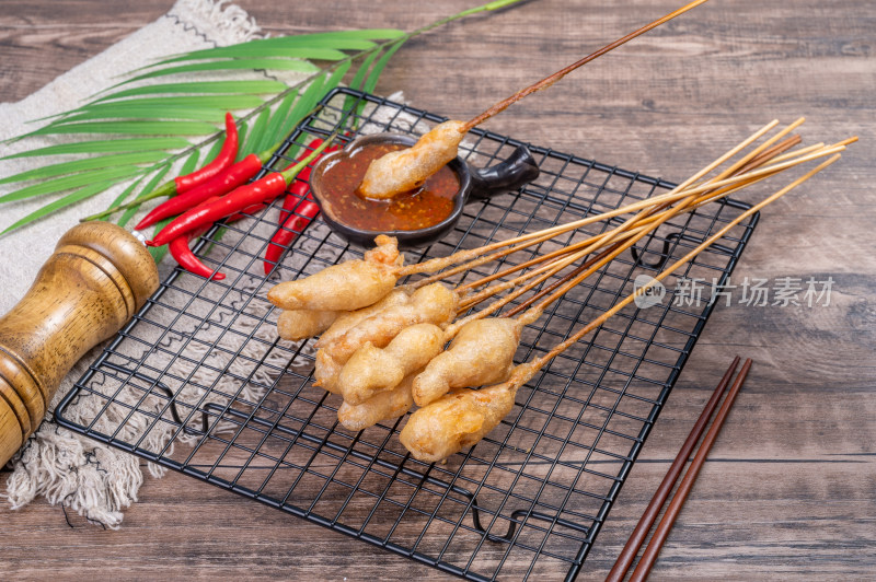 街头小吃裹面炸串