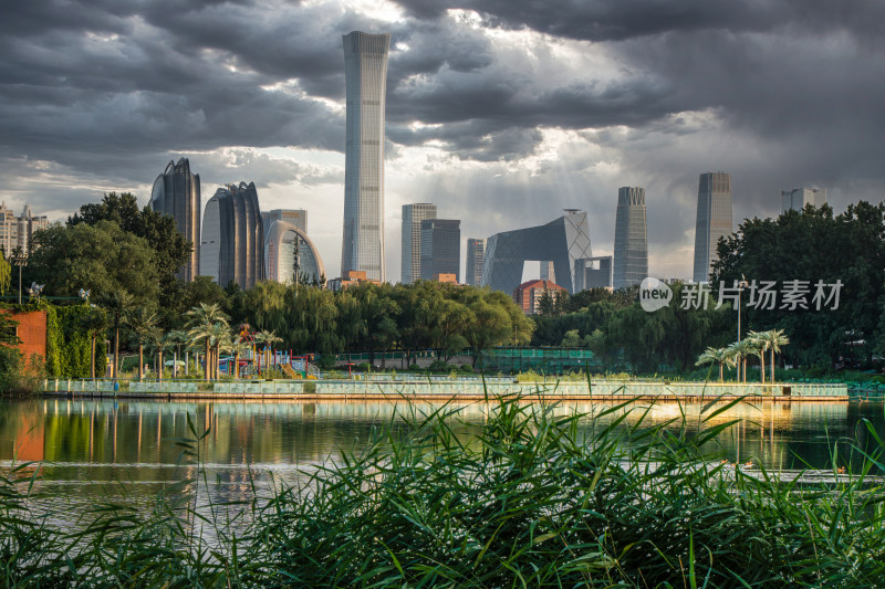 阴天乌云北京国贸CBD建筑群