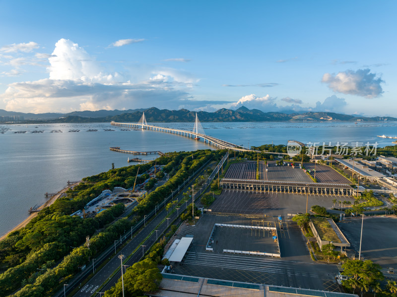 深圳南山日出剧场前海湾大桥日出航拍