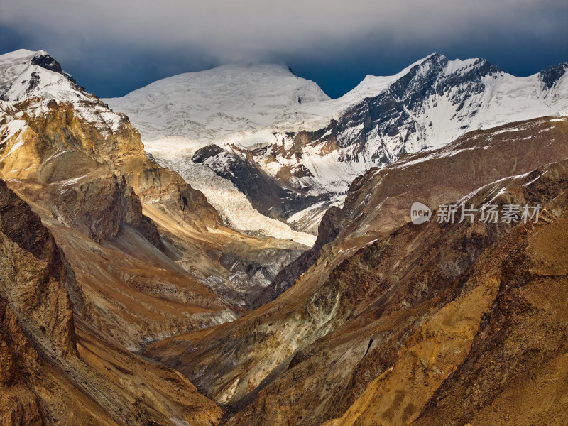 帕米尔高原的自然美景