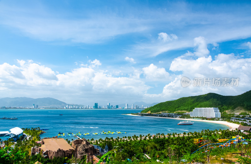越南芽庄珍珠岛游乐园海岸线海景风光